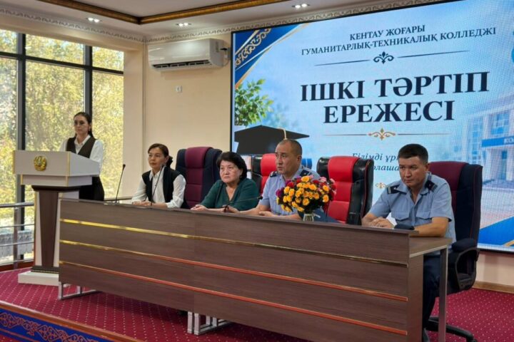 Полиция Кентау провела правовые встречи в пяти школах